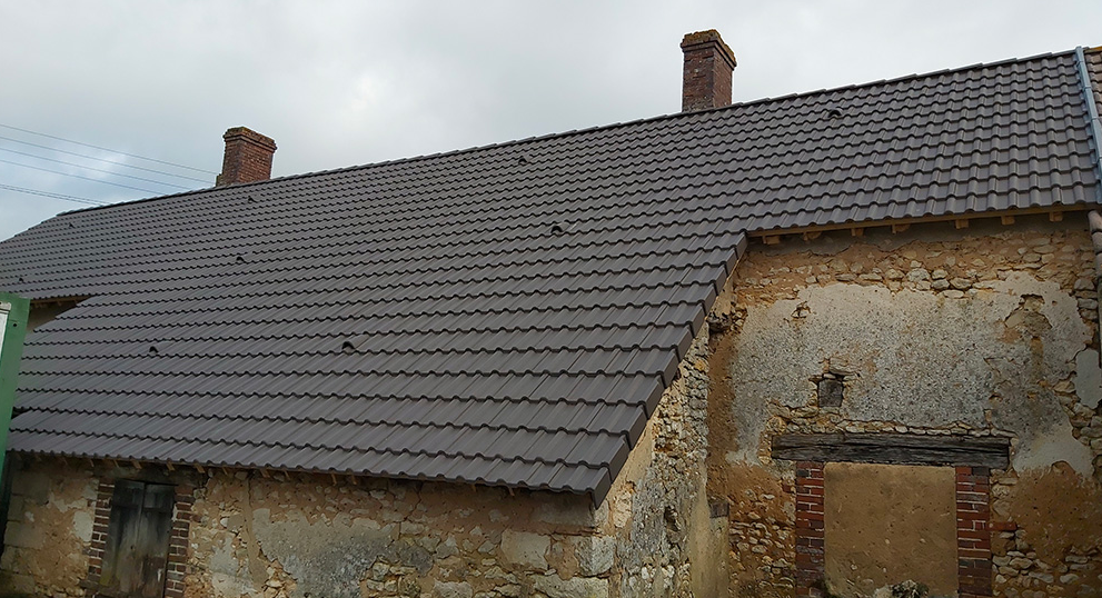 Toiture après rénovation par CB Rénovation - Résultat professionnel réparation toiture Gers